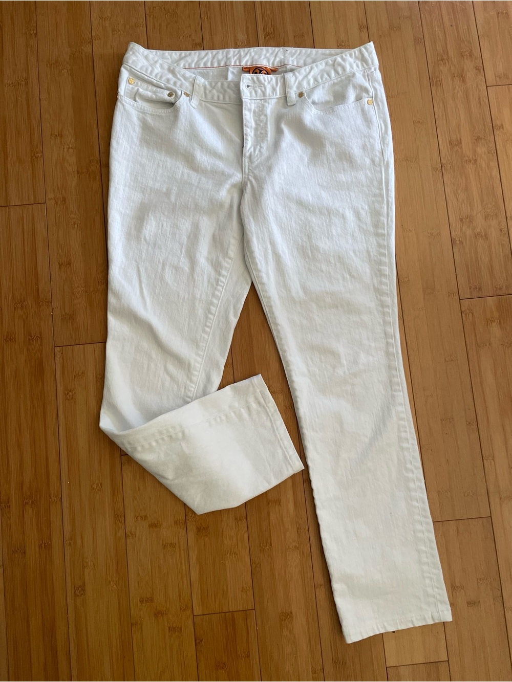 Women’s White Straight-Leg Jeans